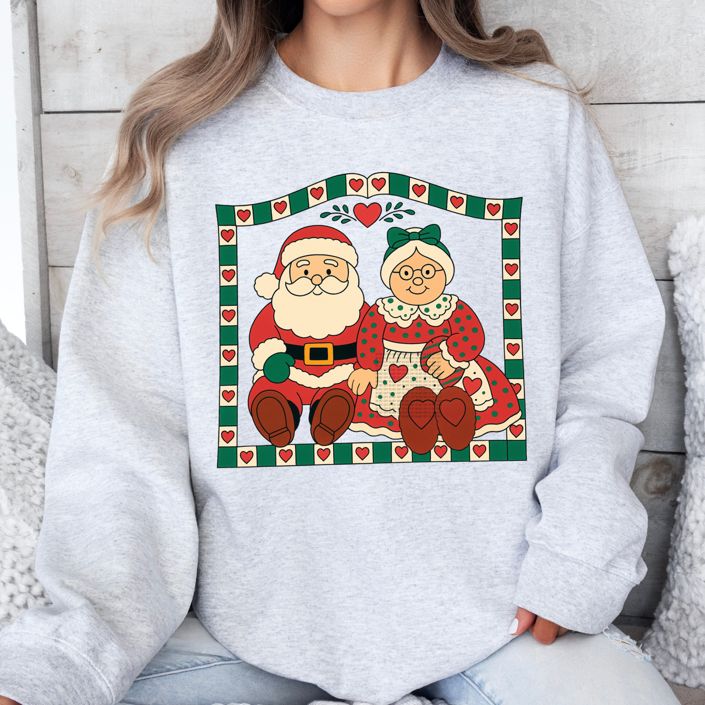 Vintage Santa / Mrs. Claus Sweatshirt / Short Sleeve Tee