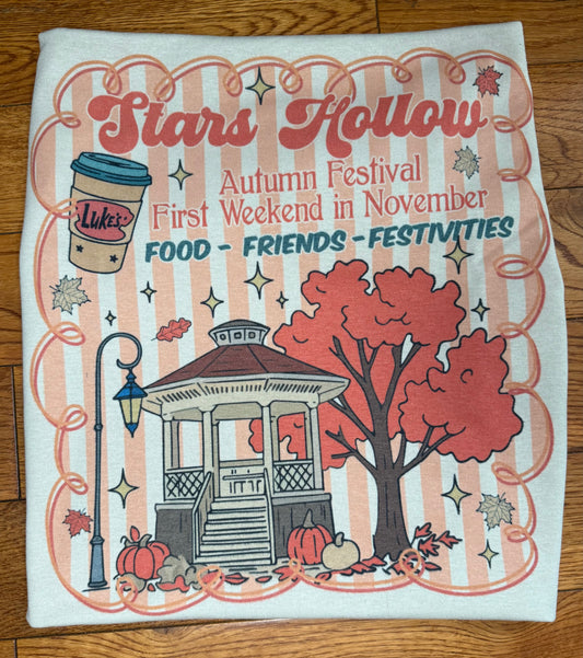 Stars Hollow Tee