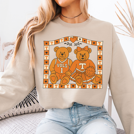 Vintage Tennessee Bear Couple Sweatshirt / Short Sleeve T Shirt